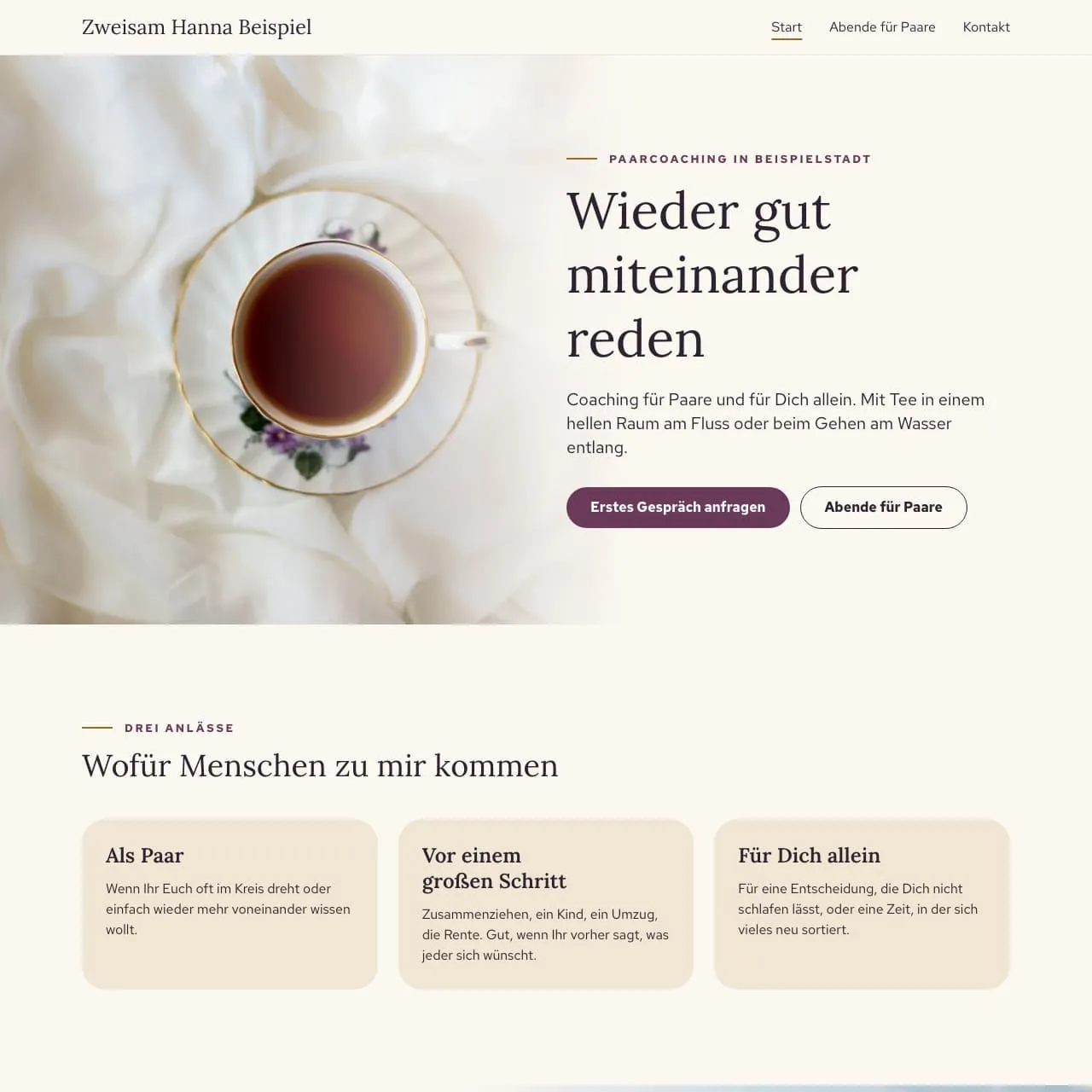 Startseite von Zweisam Hanna Beispiel in Creme und Pflaume am Rechner